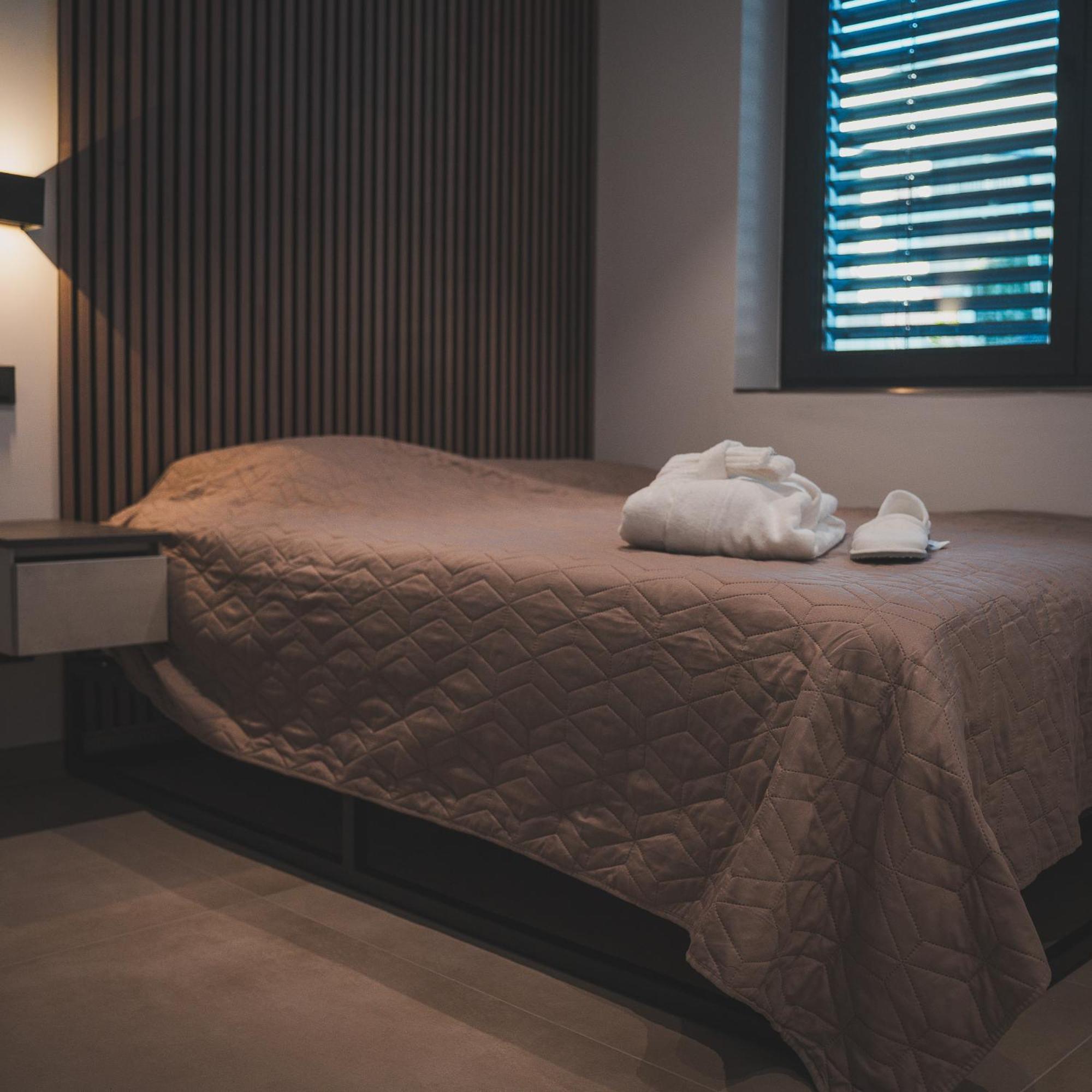 K&T Estate Resort & Spa - Flughafennahe Gaestesuite Hofheim am Taunus Esterno foto